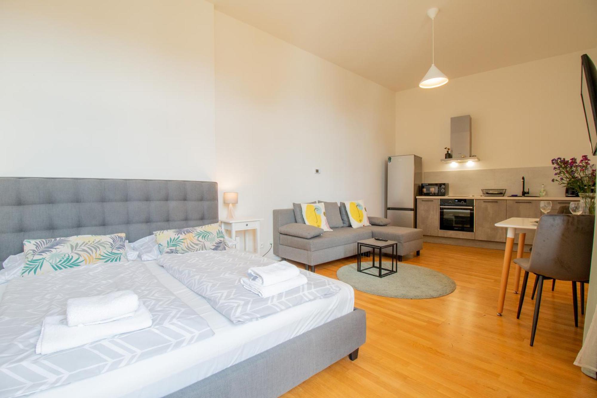 Stay Inn Apartments Stepanska Prága Kültér fotó