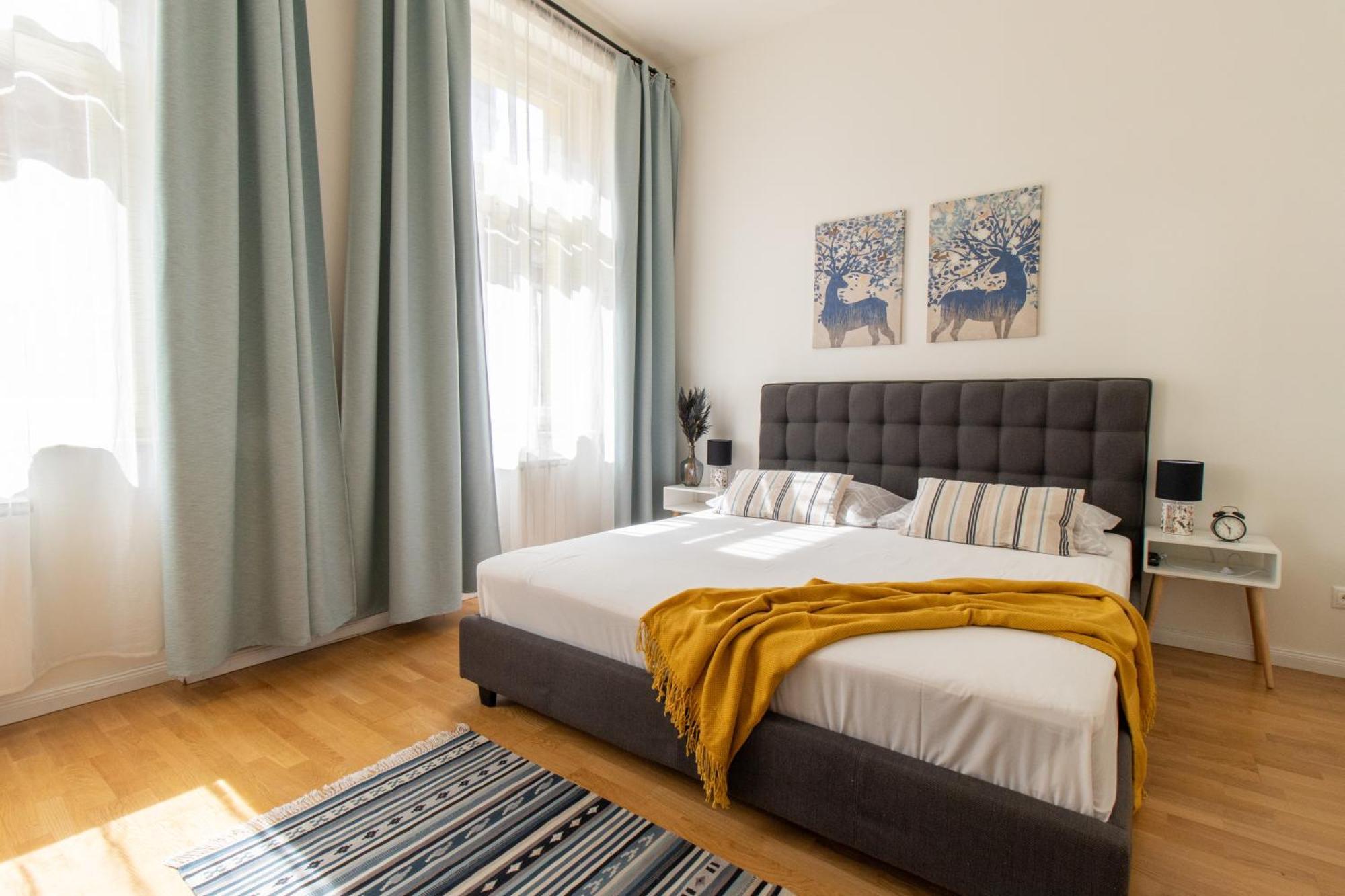 Stay Inn Apartments Stepanska Prága Kültér fotó