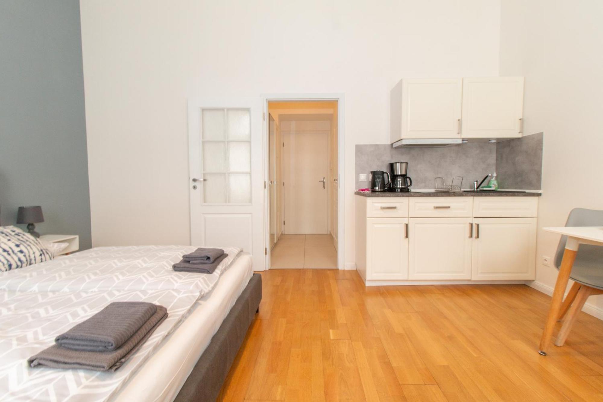 Stay Inn Apartments Stepanska Prága Kültér fotó